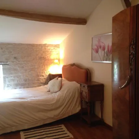 Columba - Les Constellations * Doeuil-sur-le-Mignon